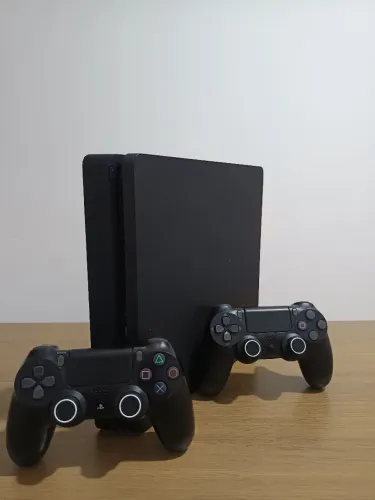 (PS4) PlayStation 4