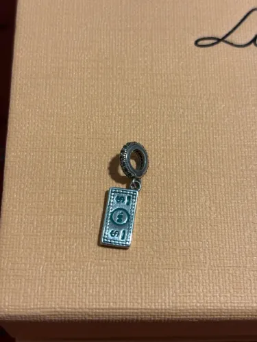 pingente berloque nota de 100