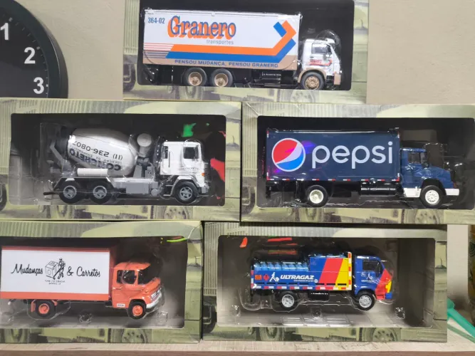 Miniaturas Caminhões do Brasil 1/43