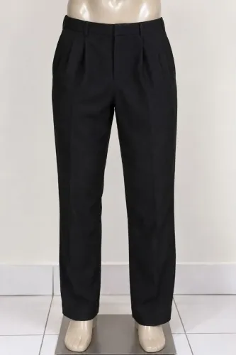 Calça masculina semi nova tamanho 46. Não faço entrega