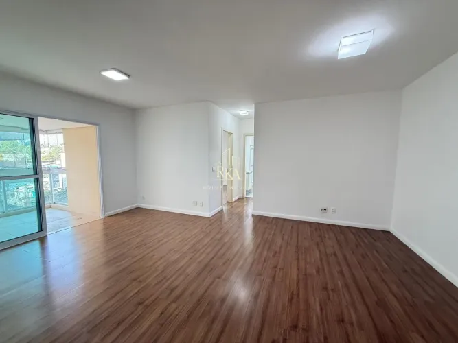 Apartamento com 76m², 2 dormitórios sendo 1 suíte e 2 vagas para locação no cond