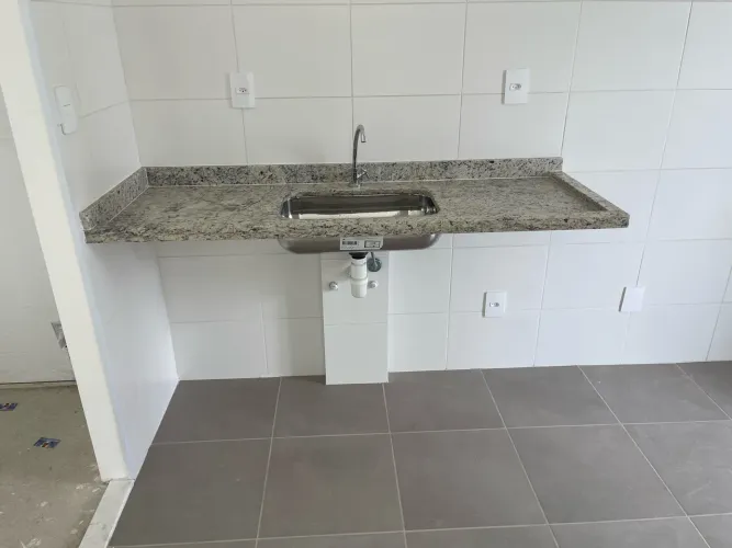 Vendo Pia de Mármore / Taubaté SP
