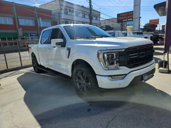 Ford F-150 Lariat 4X4 5.0 V8 2023
