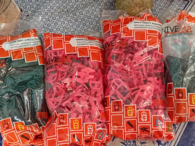 Kit espacador e nivelador de piso