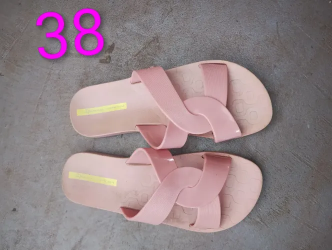 Sandálias femininas 38 e 37
