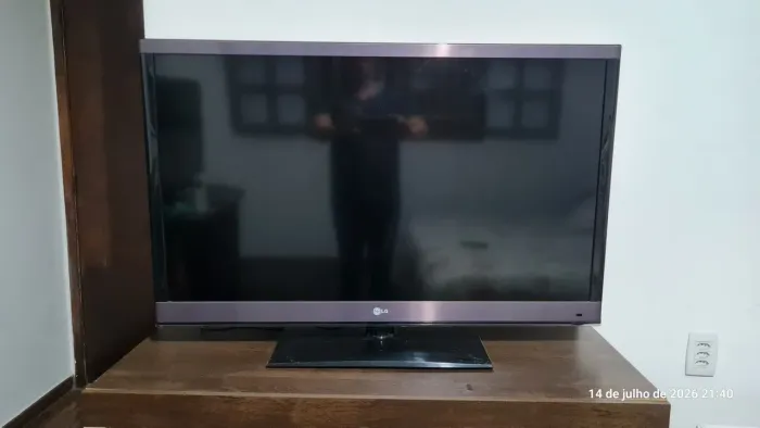 TV LG 47" 3D MOD 47LW5700 placa c/ defeito