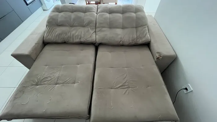 Sofá retrátil pra vender hoje