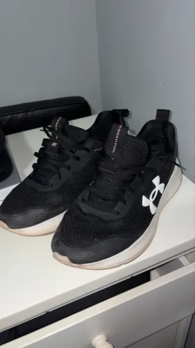 Tênis under armour