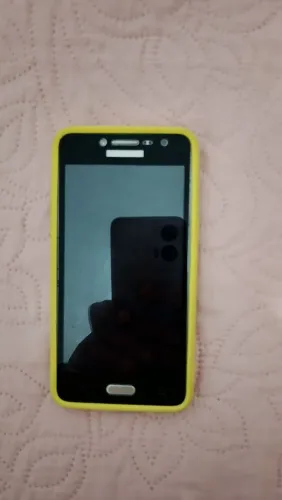 Dois celulares com defeito por 50,00