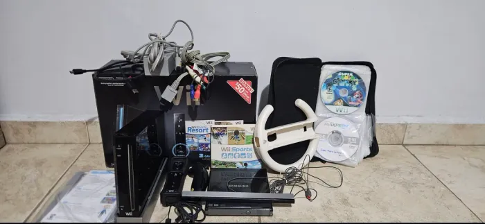Wii Desbloqueado+ 4 Jogos Originais + 47 Jogos Gravados (Caixa e Cabos originais)