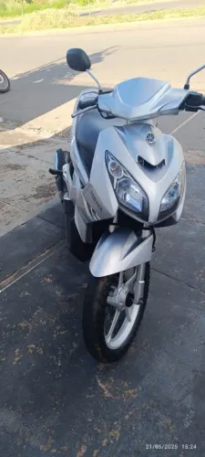 Moto neo 2012 bem conservado