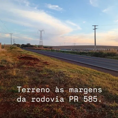 Chácara 2100 metros aceita casa no negócio pagamento facilitado as margens da rodovia