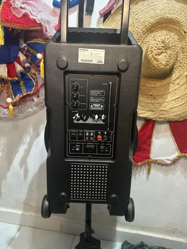 Caixa de som MONDIAL 700W! R$700