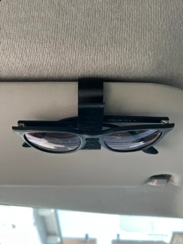 Suporte para Óculos de Sol para Quebra-Sol Automotivo