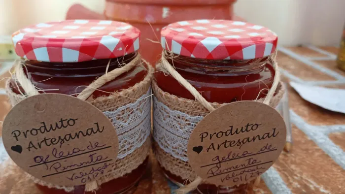 Geleia de pimenta artesanal ideal para acompanhar seus petiscos agridoce 