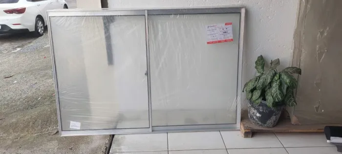 PROMOÇÃO Janela alumínio 1.00x1.50 nova 2 folhas R$ 249,00