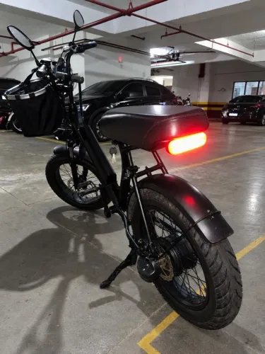Bike elétrica Lev Cruiser
