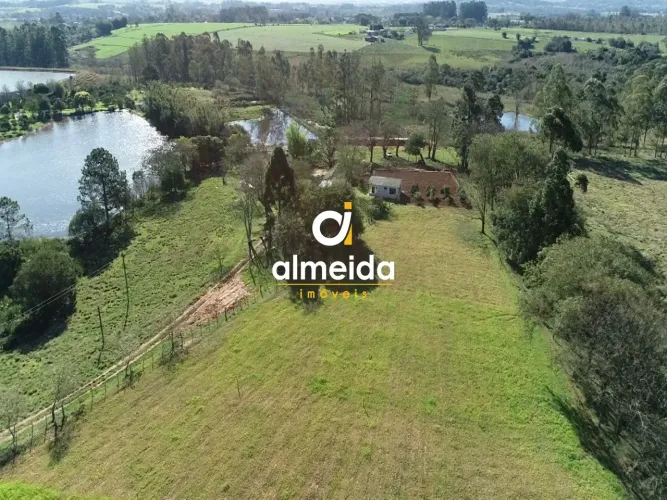 Chácara 3 dormitórios à venda Zona rural Santa Maria/RS