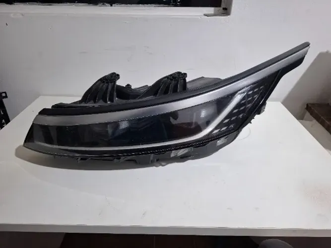 Farol BYD King LED Original com Reator e Funcionando