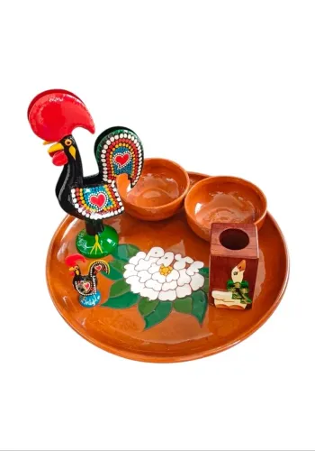 Petisqueira Portugal Gourmet - Galo de Barcelos, estética Vintage Anos 80