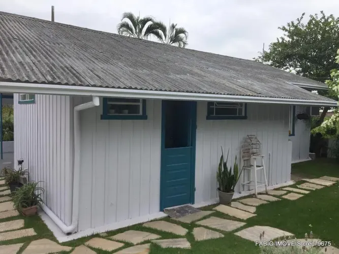 Casa à venda na Praia da Daniela Florianópolis