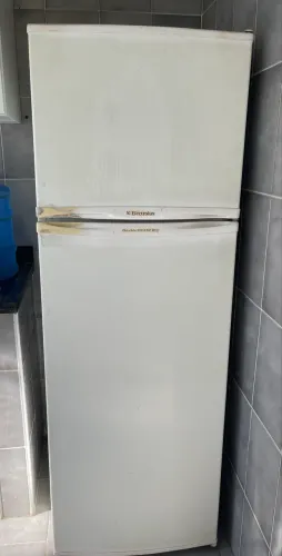 Geladeira USADA