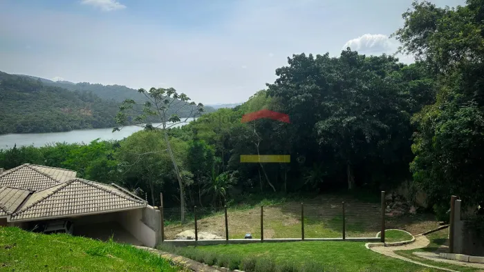 Terreno à venda na Serra da Cantareira, Alpes de Mairiporã, 1.398 metros