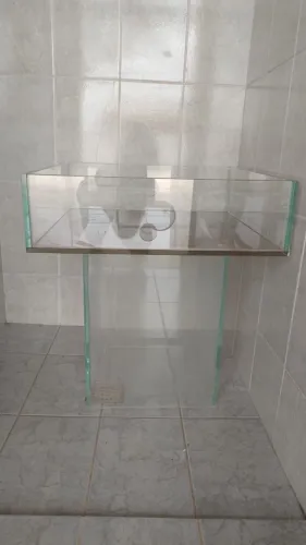 Móvel de centro em Vidro 