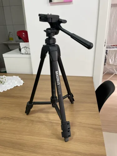 Tripé Magnus Semi-profissional