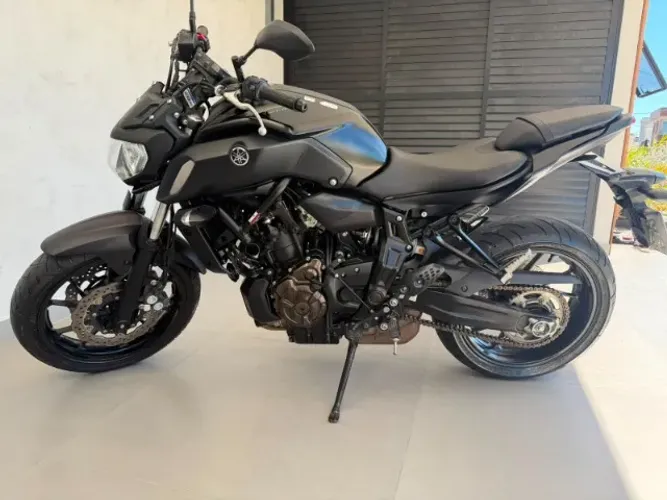 YAMAHA MT 07