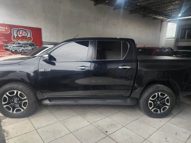 Toyota Hilux CD SRX 4X4 2.8 TDI 16V Diesel Aut. 2022