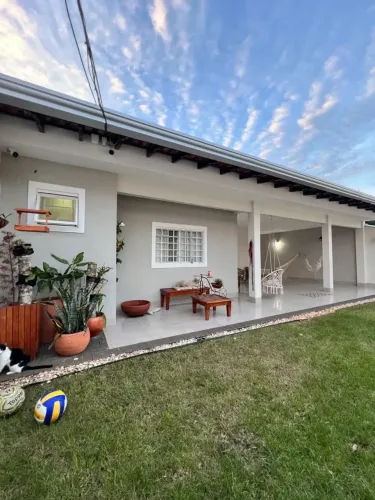 Casa Confortável/Usina Solar/Espaço/Gourmet - 244m²- 4 Quartos Sd 3 Suítes-Cidade Verde-Cu