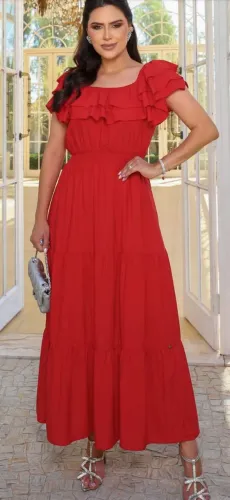 Vestido vermelho novo na etiqueta