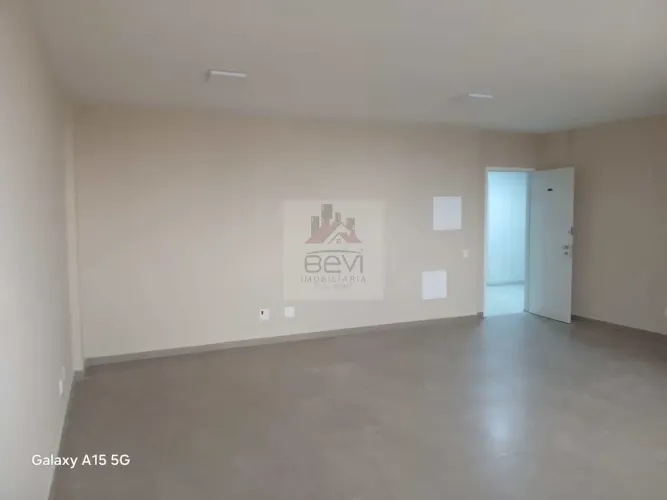 Sala para Locação no Racz Center , Cod: 7993