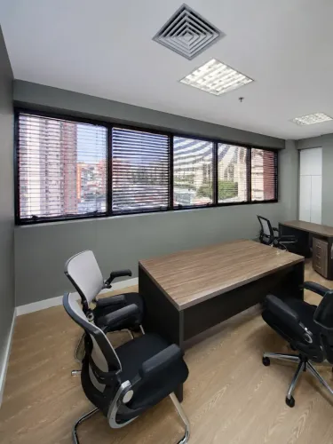 Escritorio/Consultorio Pronto - 45m2, com 01 vaga garage, - 800 metros da Estaçao Campo b