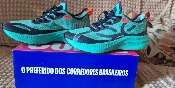 Tenis corre 4. Perfeito estado.