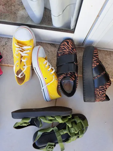 Vendo varios tenis feminino 