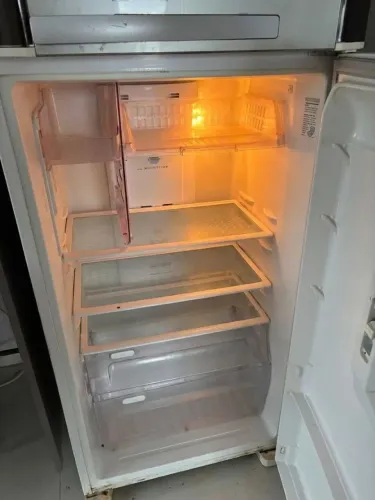 Geladeira Electrolux DF47