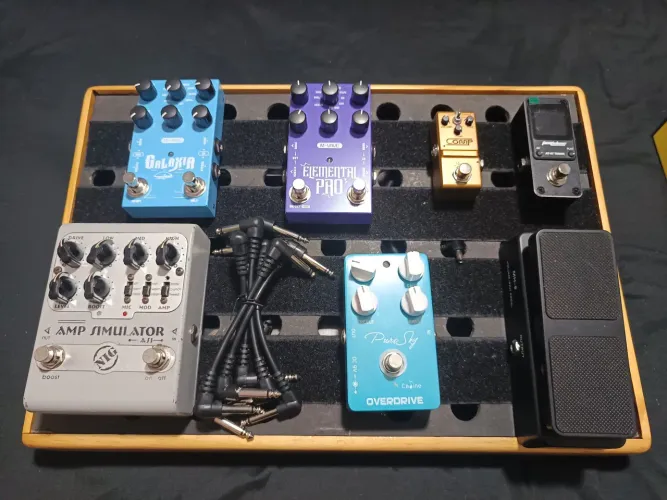 Pedal board
