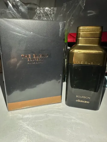 Perfume oBoticario masculino The Blend Bourbon 