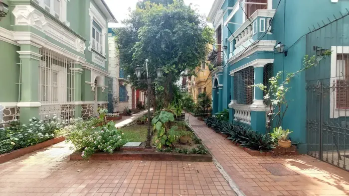 Casa de Vila para venda com 198 metros quadrados com 4 quartos no Catete - Rio de Janeiro