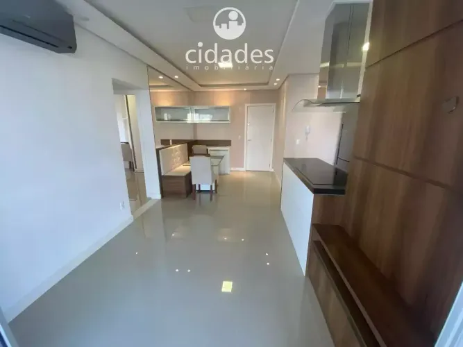 Apartamento mobiliado de 2 quartos com garagem para aluguel em Barreiros, São José