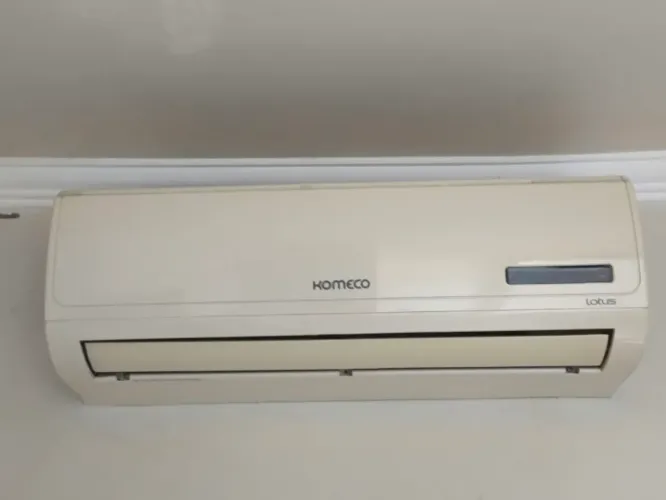 Ar-condicionado Komeco 9000btus