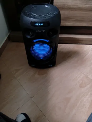 Caixa de som Sony modelo MHC V02
