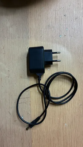 Carregador de pistola de lava jato  e parafusadeira 12v 0,5A. 