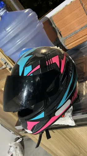 Capacete