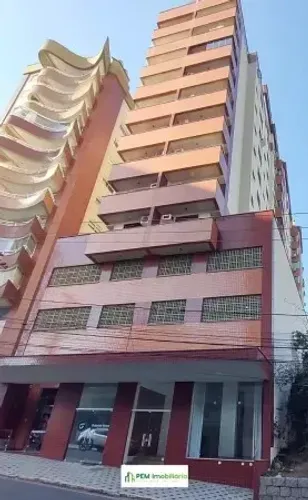 Imóvel para aluguel tem 80 metros quadrados com 3 quartos em Centro - Tubarão - SC