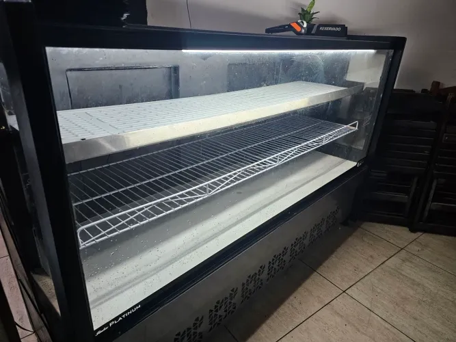 Balcão Refrigerado Polar Expositor