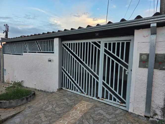 Casa á venda Vila Padre Anchieta com 3 quartos e edícula.