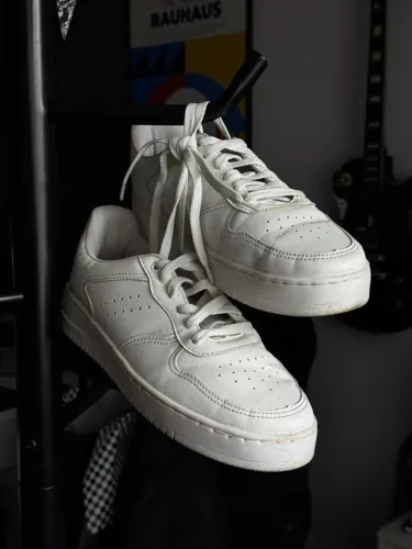Tênis Casual Branco - Masculino - Usado